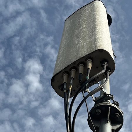 2400-2500/5725-5850mhz Wifi/wlan 2.4/5.8G 16dbi 4*N-Female Dual Band Dual Polarized Directional Base Station Sector Antenna